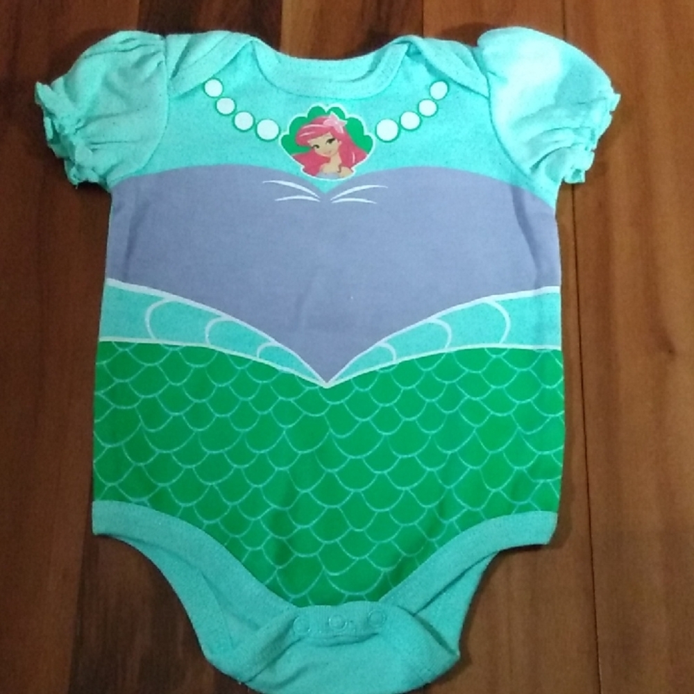 Disney Baby Girls 3-6 Months The Little Mermaid Ariel Short Sleeve Bodysuit